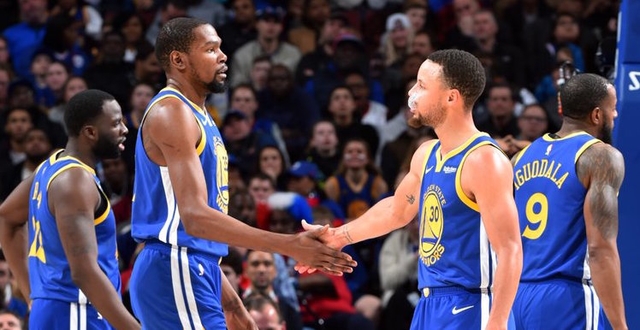 ONE-TWO COMBO. Steph Curry (right) and Kevin Durant form a deadly pair for two-time defending NBA champions Golden State Warriors. Photo from Twitter (@NBA)  