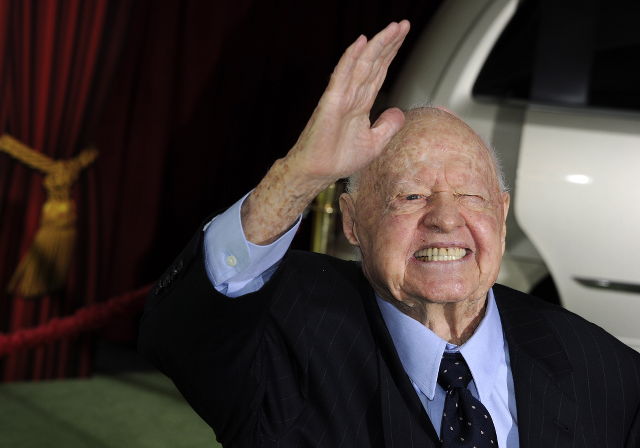 MICKEY ROONEY. US actor and cast member Mickey Rooney arrives for the world premiere of 'The Muppets' in Los Angeles, California, USA 12 November 2011. Paul Buck/EPA