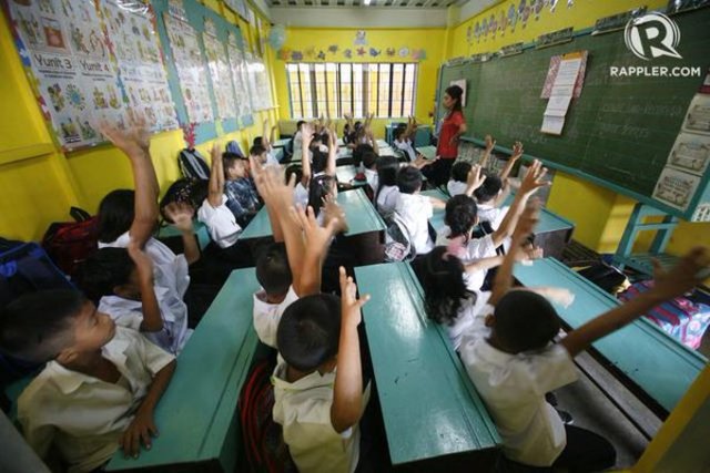 COUNTRY'S FUTURE. The Department of Education aims to continue addressing the shortage of classrooms in the Philippines. Photo by Ben Nabong/Rappler  