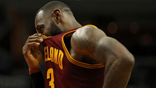 THE KING RULES. LeBron James takes control as Cleveland downs Detroit. Patrick Smith / GETTY IMAGES NORTH AMERICA / AFP 