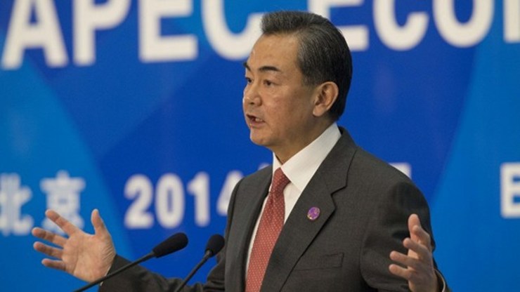 'IRRELEVANT ARGUMENTS.' The Philippines' counsel Paul Reichler says China's position paper makes Manila's job to defend its case easier. Chinese Foreign Ministry Wang Yi (in photo) ordered the publication of the paper on December 7. File photo by Rolex Dela Pena/Pool/AFP 
