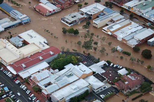 Australia Evacuates Flooded Towns After Deadly Cyclone Debbie