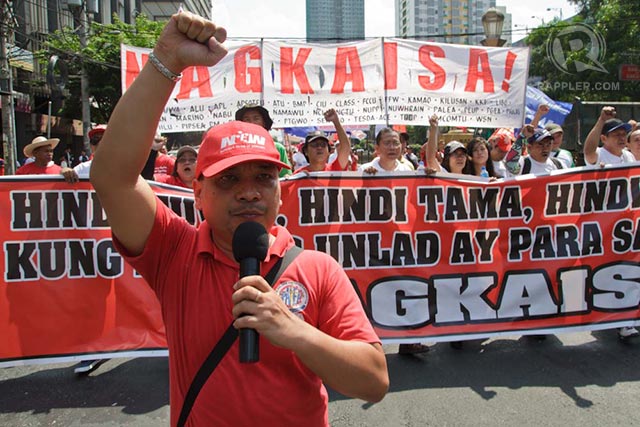 NO TO ENDO. Coalition of labor groups, NAGKAISA, denounces DOLE's proposed solution on ending contractualization y regularizing workers through service providers. Rappler file photo 