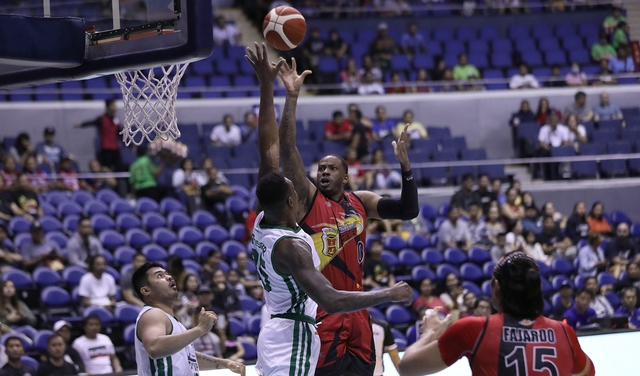ANOTHER LOSS. Charles Rhodes and San Miguel continue to struggle. Photo from PBA Images  