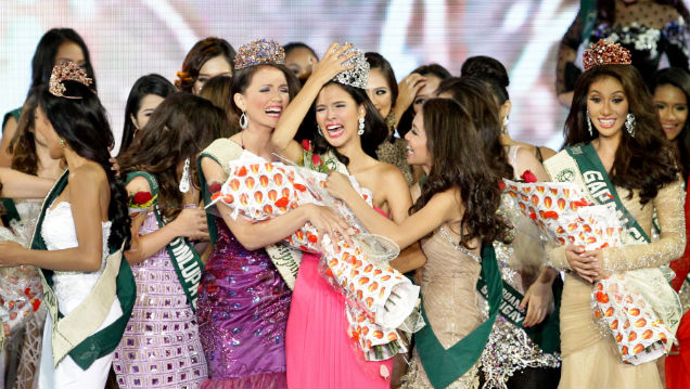 WINNER. Cebu City's Jamie Herrell won this year's Ms Philippines-Earth. All photos by Mark Cristino