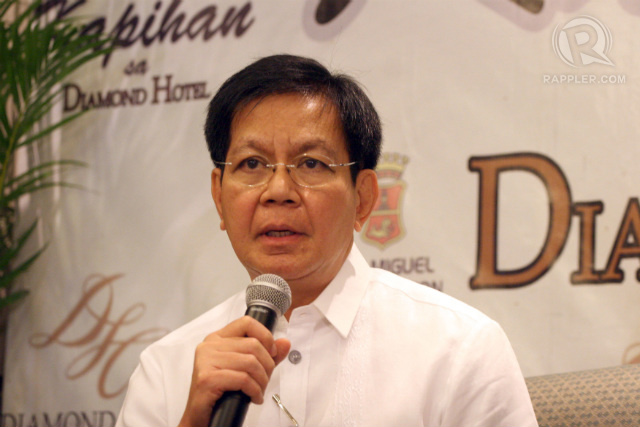 NAPOLES LIST. Senator Panfilo Lacson submits the 'Napoles list' to the Senate.