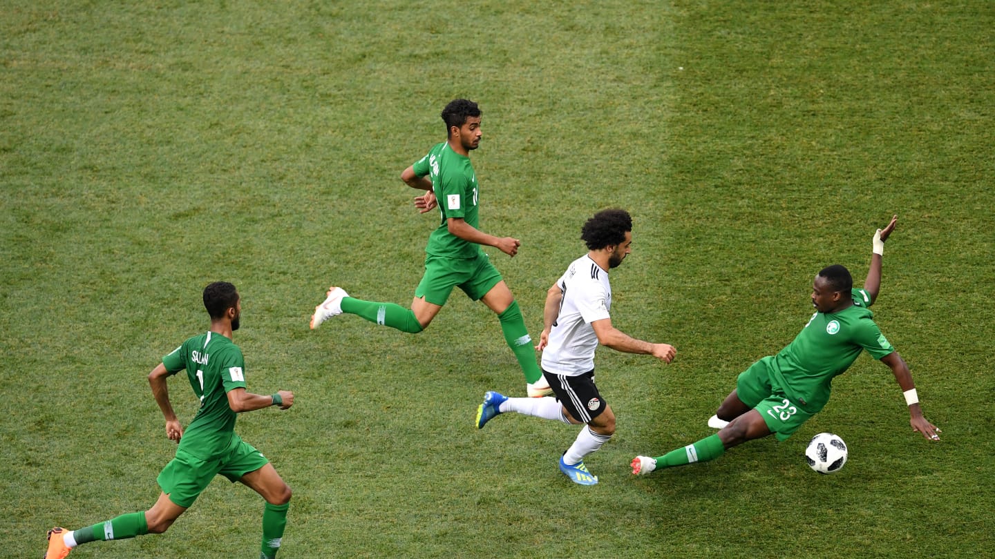 KALAH. Mesir harus mengakui kemenangan timnas Arab Saudi. Foto dari FIFA.com 