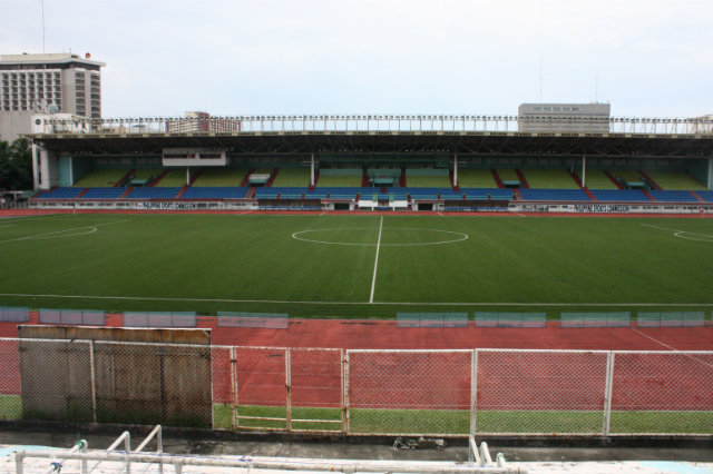 SPORTS HISTORY. The football pitch at Rizal Memorial is one of the few facilities still maintained at the complex, due to the upswing in popular of the Azkals. Photo by Mike Ochosa/Rappler 