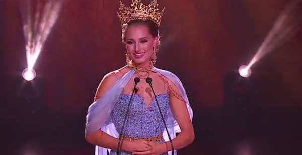 Australian Claire Elizabeth Parker does her final walk as Miss Grand International 2015. 