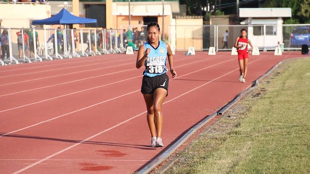 1ST GOLD. Elika Salmorin of Negros Occidental rules the girls 2000m walk to emerge the first gold medal winner in the Visayas Leg of the 2019 Philippine National Youth Games-Batang Pinoy. Photo from release 