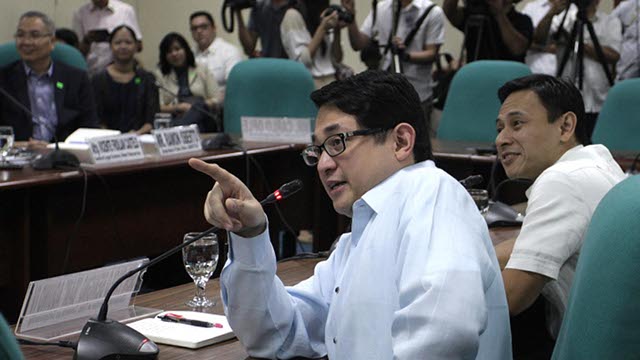 REGULATE SPEED? Senators propose regulating Internet price and speed at a hearing on "the impact of slow and expensive Internet." Photo by Alex Nuevaespaña/Senate PRIB