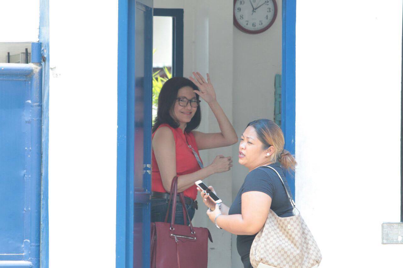 ALLY. Senator Hontiveros prepares to enter the detention cell of De Lima. Photo from Pangilinan's office. 