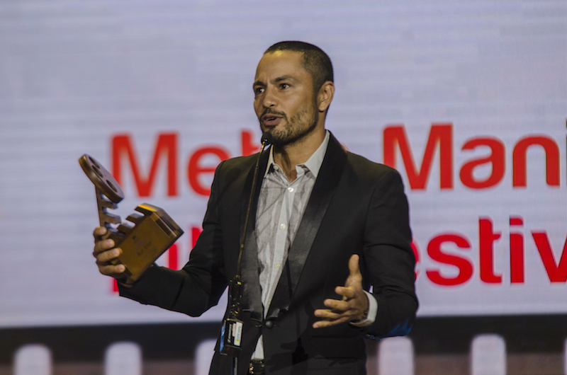 BEST ACTOR. Derek Ramsay receives the Best Actor award for the movie All of You. Photo by Rob Reyes/Rappler 