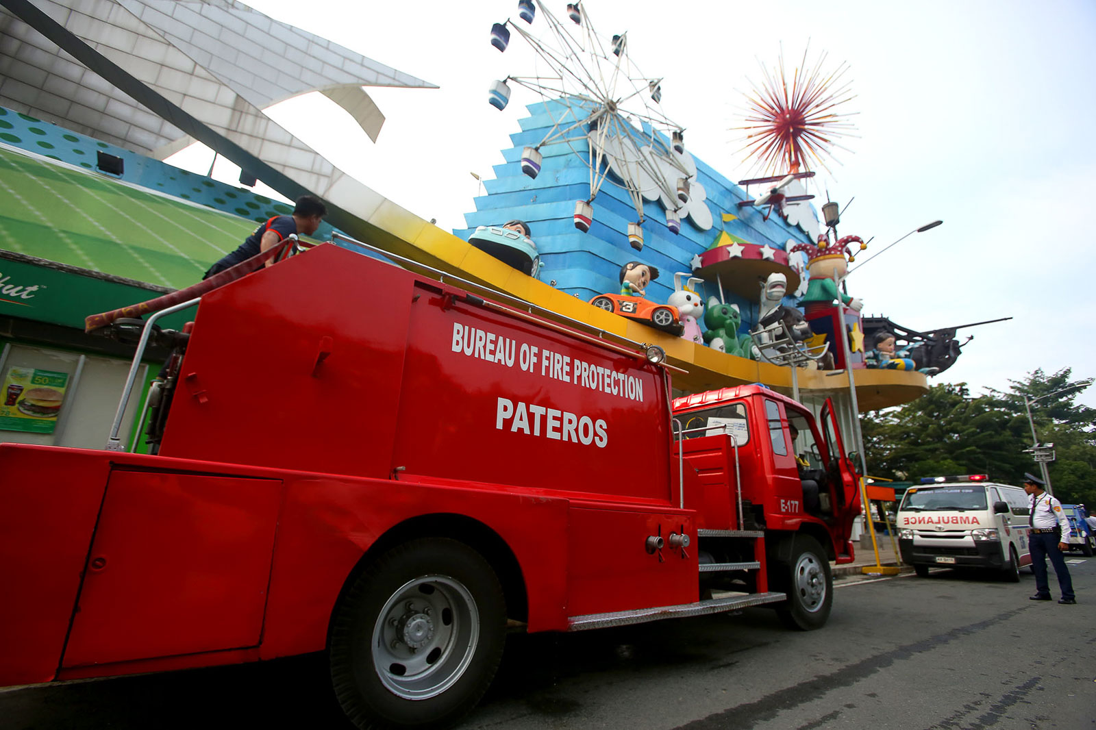 NEW EQUIPMENT. The Bureau of Fire Protection may be able to purchase fire trucks of better quality, if the bill for fire protection modernization is passed into law. Photo by Inoue Jaena/Rappler  