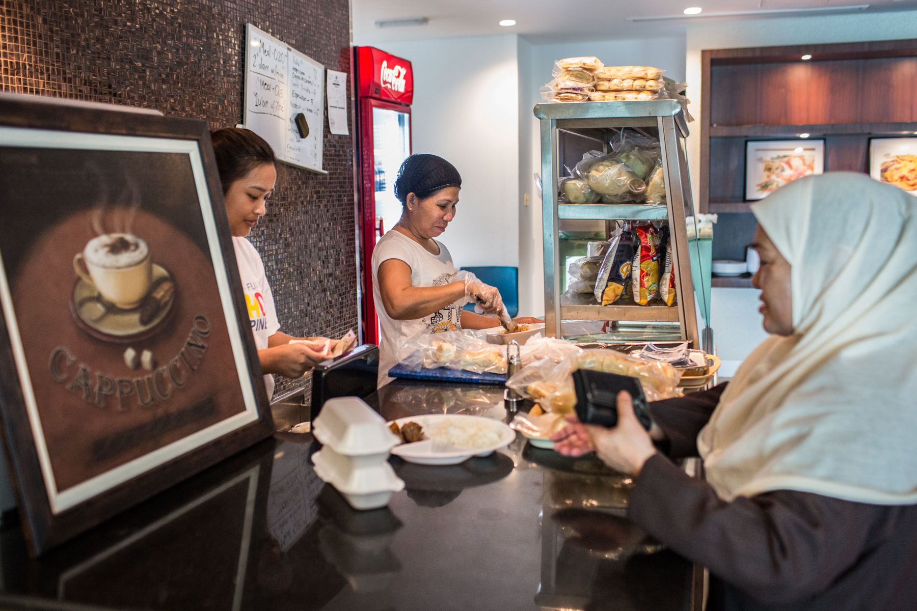 FEAST. With the growing number of Filipinos going to Qatar, Agbalog knew they would look for a taste of home. Photo by OM