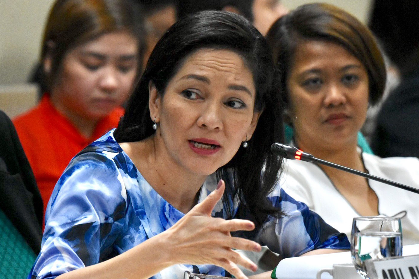 CORRUPTION. Senator Risa Hontiveros says billions of pesos are lost to bribes at the NFA. Photo by Angie de Silva/Rappler    