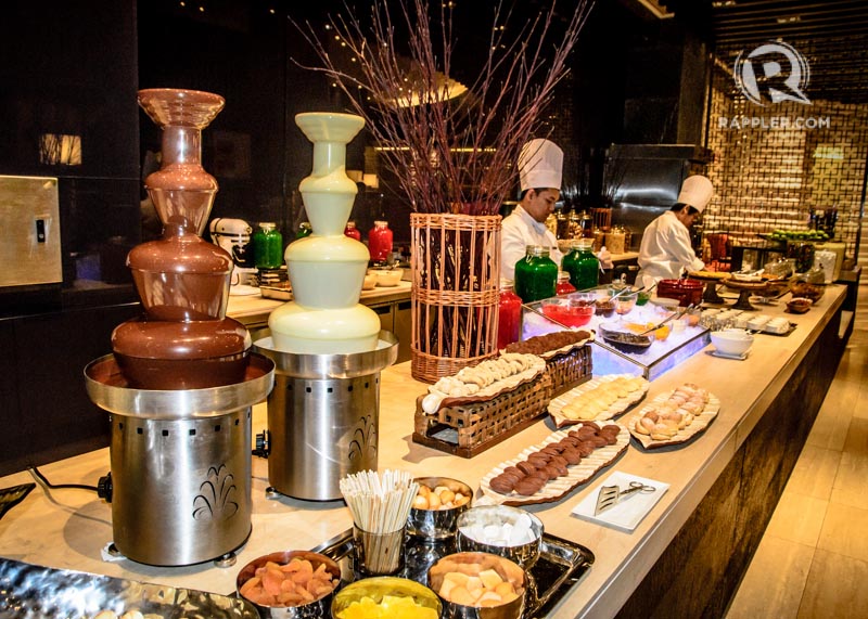 The pastry section. Photo by Stephen Lavoie/Rappler 