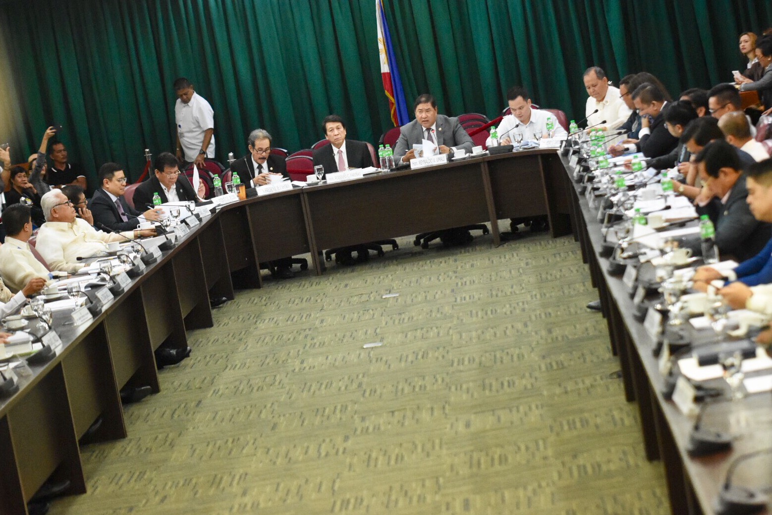 FIRST HEARING. The House justice committee tackles the impeachment complaint against President Rodrigo Duterte on May 15, 2017. Photo by LeAnne Jazul/Rappler  