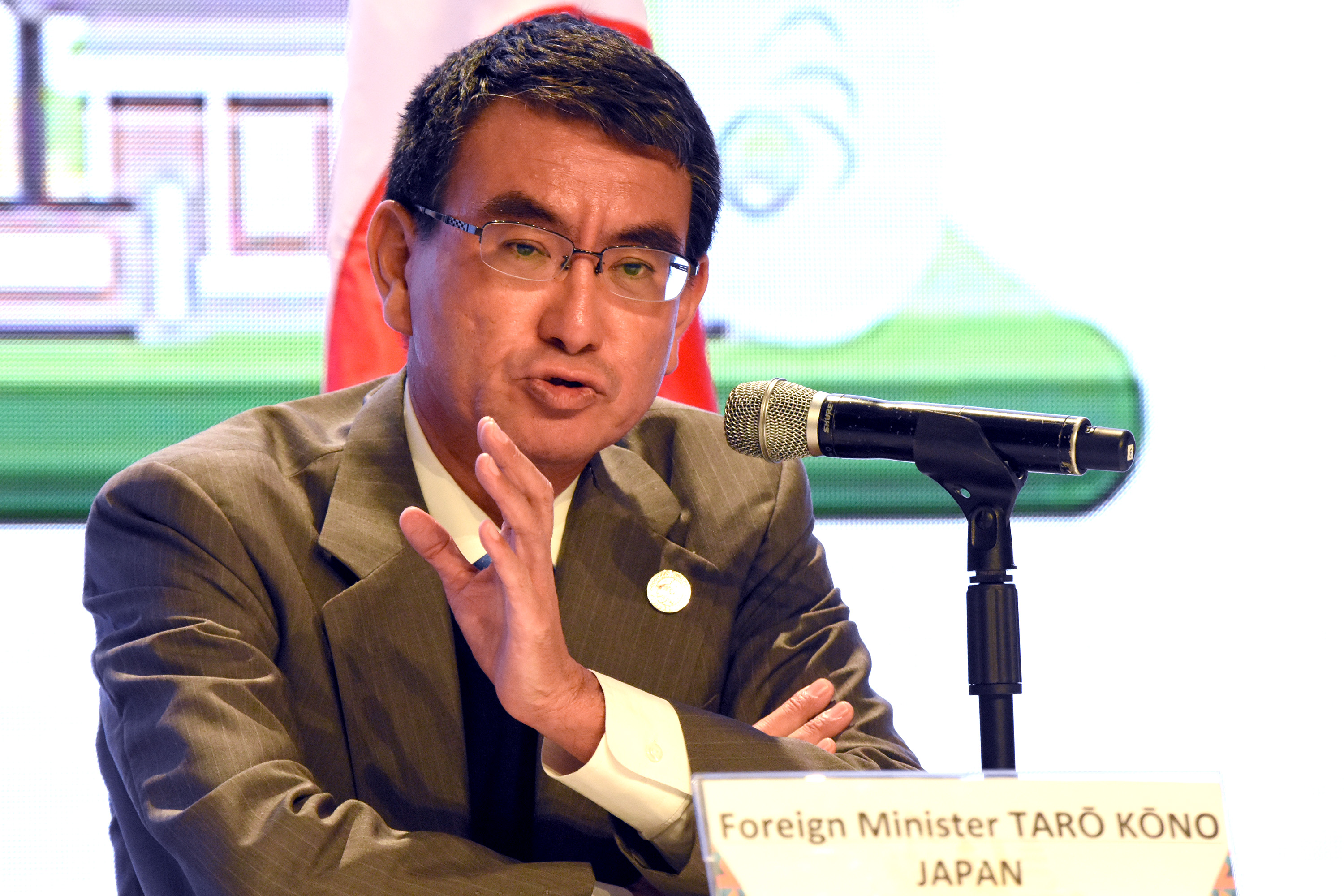 TOP DIPLOMAT. Japanese Foreign Minister Taro Kono is set to visit Davao City from February 9 to 11, 2019. Photo by Angie de Silva/ Rappler 