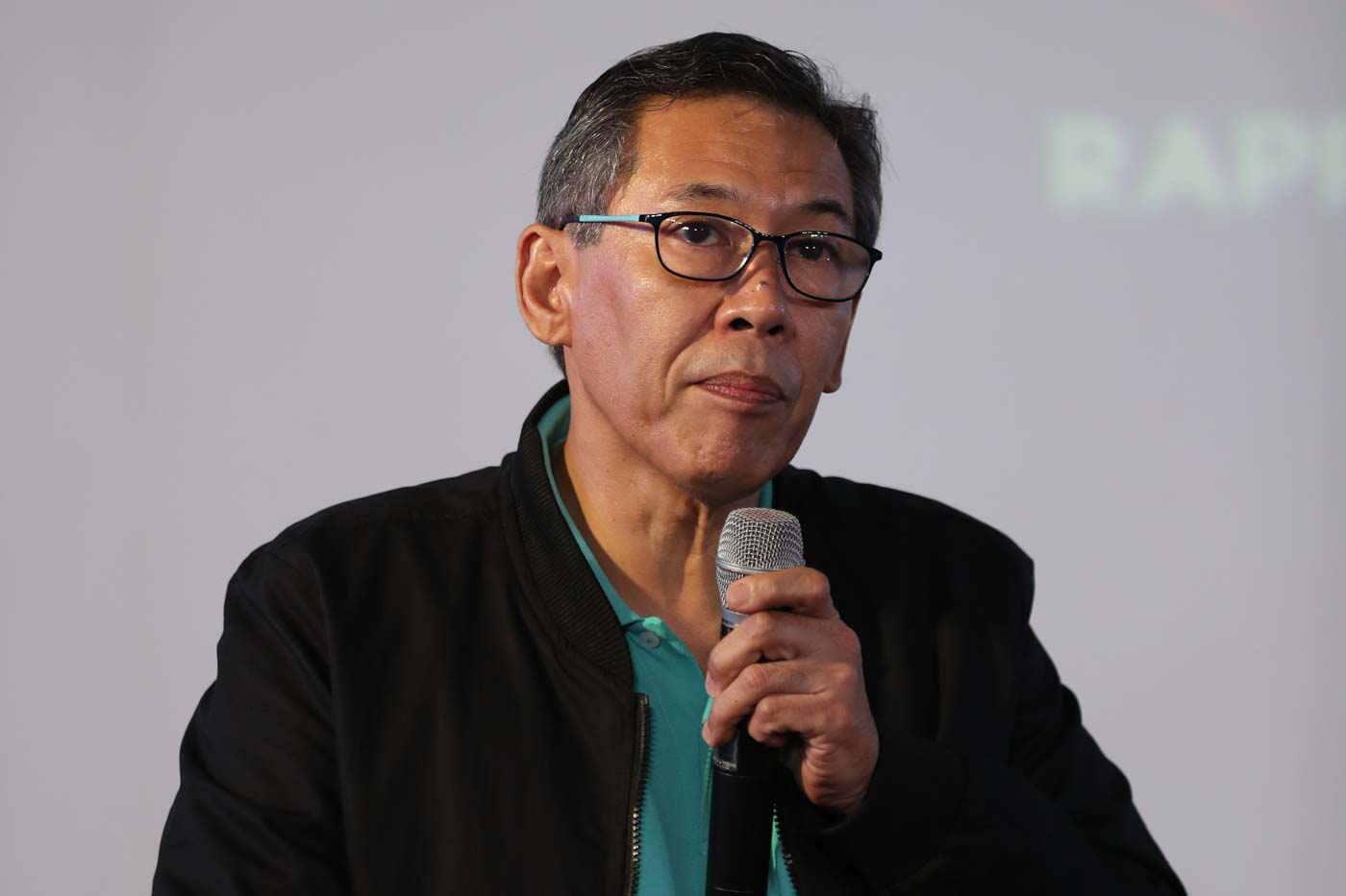 HONESTY. Human rights lawyer and Otso Diretso senatorial bet Chel Diokno disagrees with Davao City Mayor Sara Duterte's view that honesty is not an issue for candidates. File photo by Antonio Miguel Arugay/Rappler 
