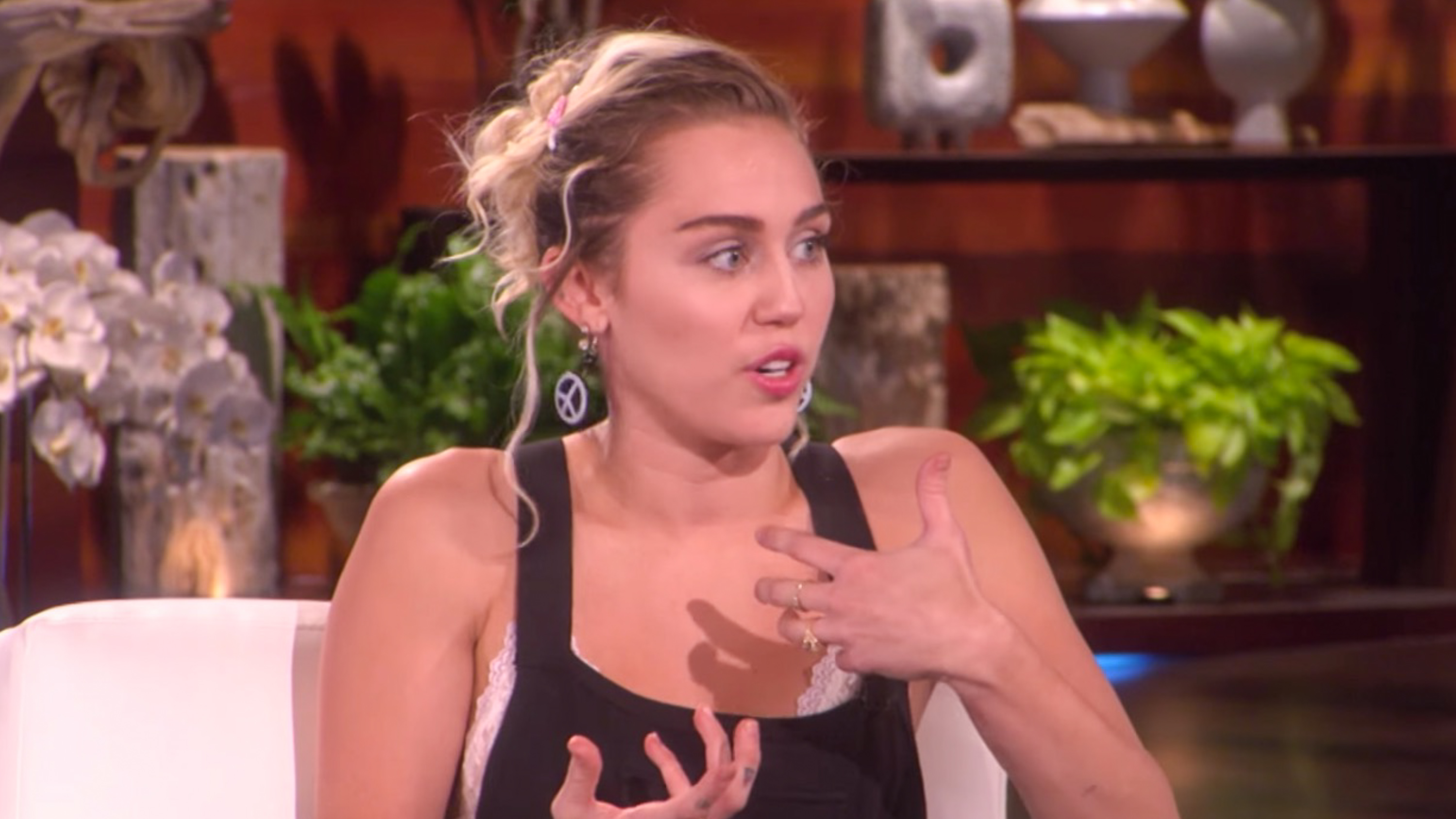 MILEY CYRUS. The singer talks about her engagement ring from Liam Hemsworth on 'The Ellen DeGeneres Show.' Screengrab from YouTube/TheEllenShow  