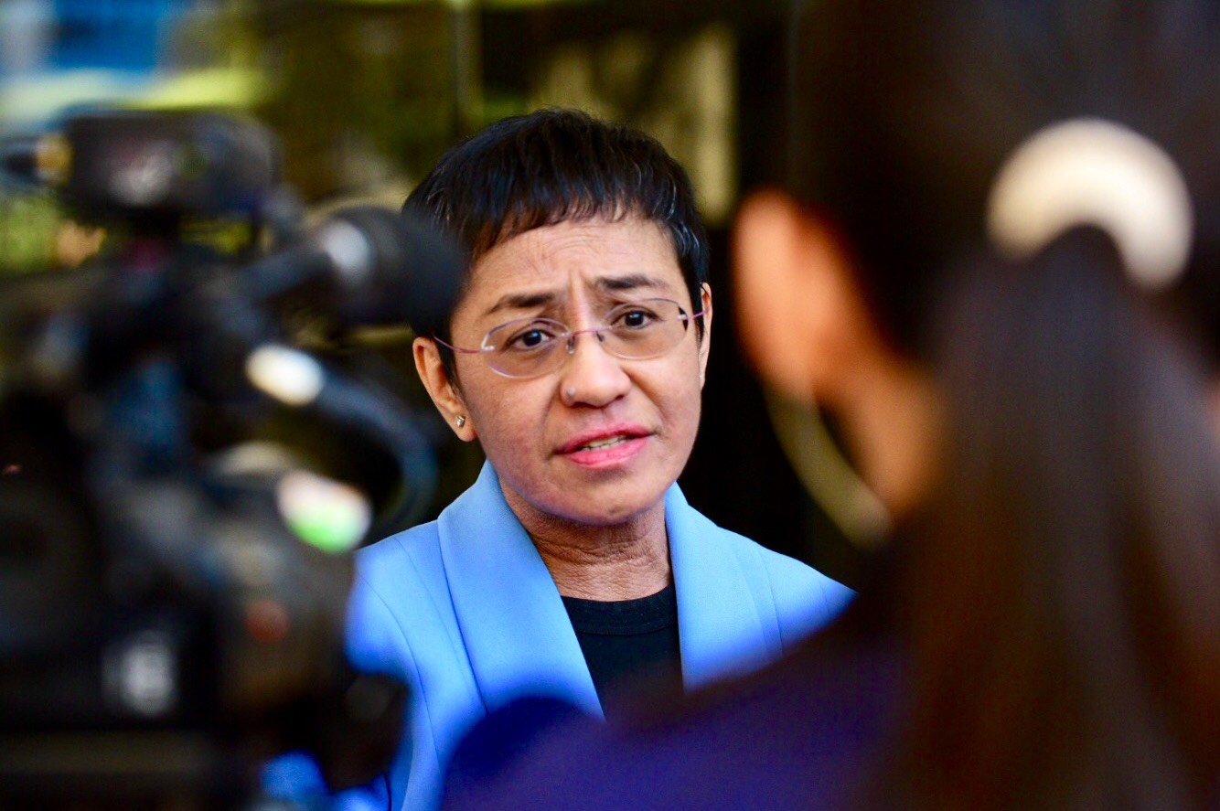 PASIG CASE. Rappler CEO and Executive Editor Maria Ressa posts bail for tax evasion charges at the Makati RTC on December 3, 2018. Photo by LeAnne Jazul/Rappler  