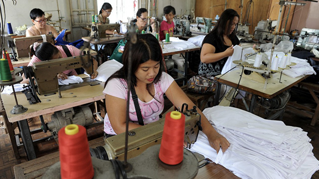 The Philippines needs to adopt policies that would 'take advantage of the young and still-expanding workforce' to meet future demand for skilled labor, says a 2019 Asian Development Bank report. AFP PHOTO / Jay DIRECTO
JAY DIRECTO / AFP 