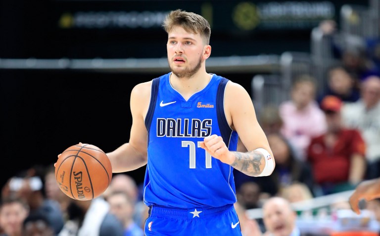 PHENOMENAL. Luka Doncic lifts Dallas past the Spurs. File photo by Andy Lyons/ Getty Images North America/ AFP  