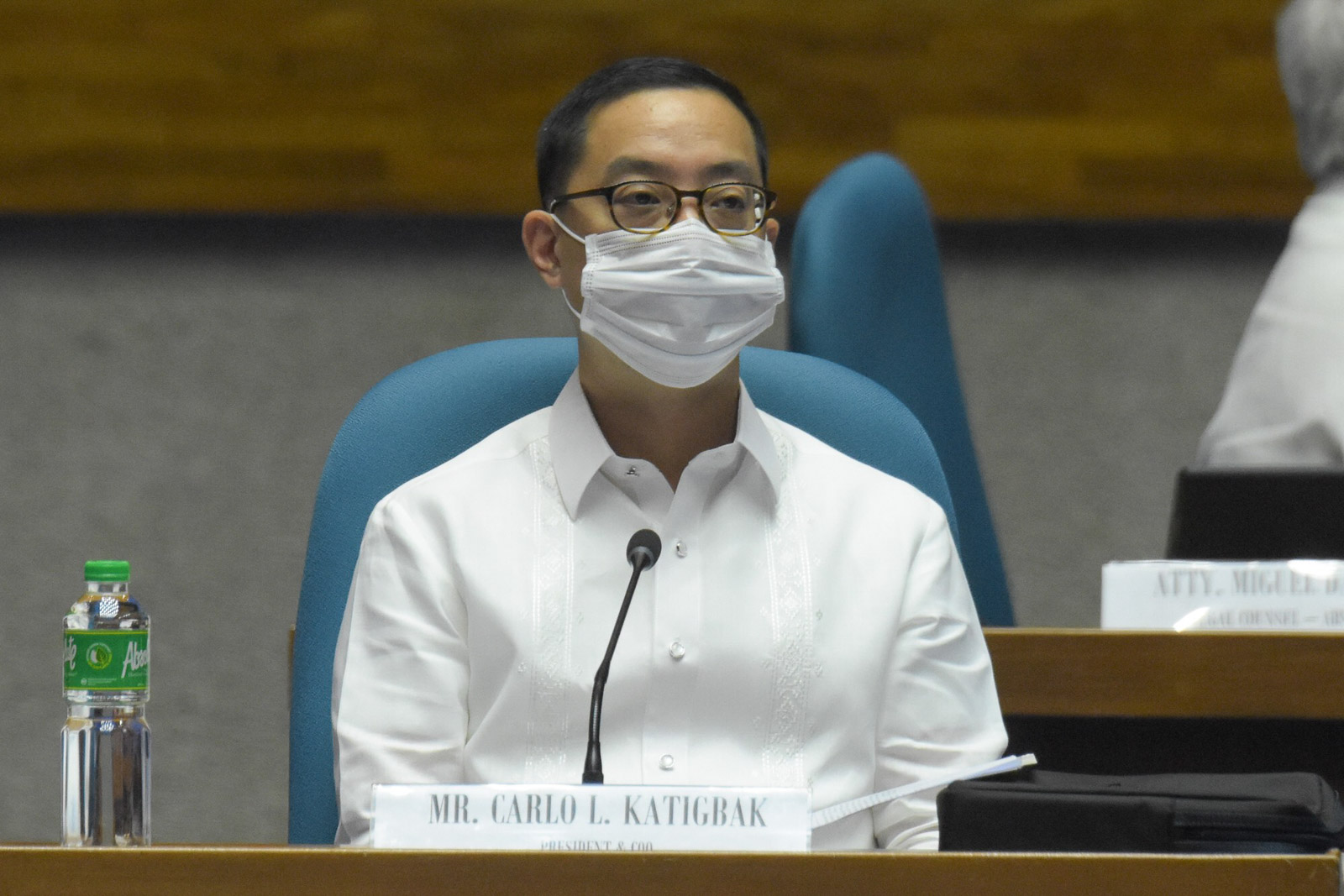 COVERAGE WOES. ABS-CBN president and CEO Carlo Katigbak defends his network's franchise application before House members on June 3, 2020. File photo by Angie de Silva/Rappler 