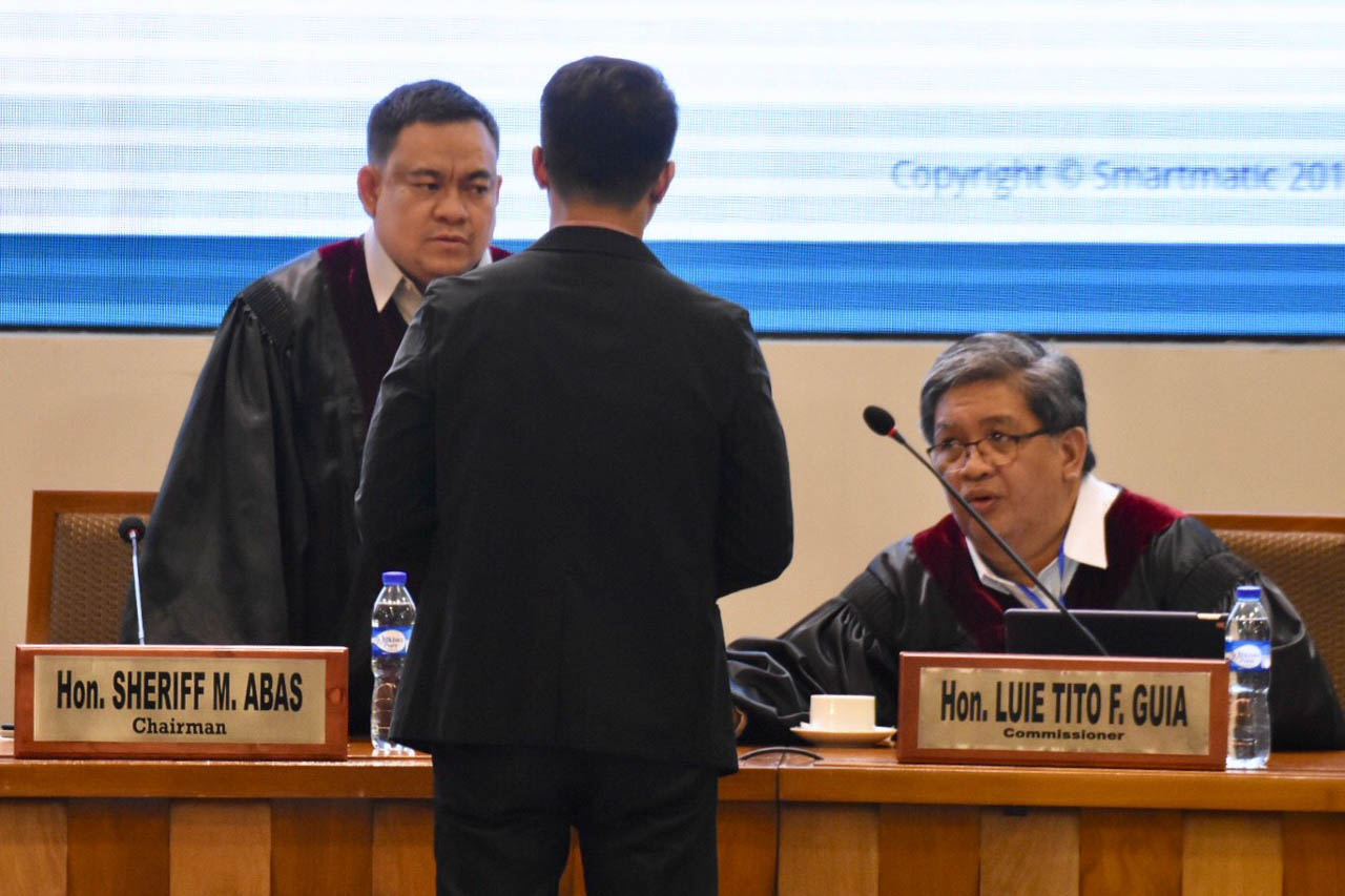 POLL CHIEF. Commission on Elections Chairman Sheriff Abas (left) says the poll body's hands were tied in choosing suppliers of election paraphernalia. Photo by Angie de Silva/Rappler 
