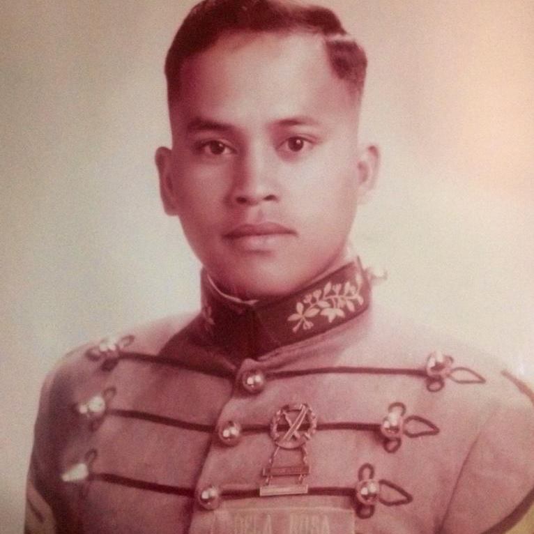 PMA 86. Ronald dela Rosa, then a fresh graduate from the prestigious Philippine Military Academy. Photo from Dela Rosa's Facebook page 