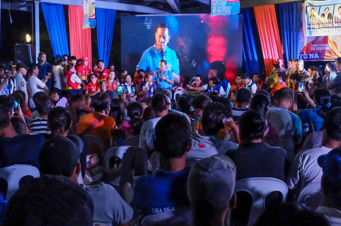 MAN OF THE HOUR. Did Binay do enough during the campaign to convince his supporters that the allegations against him are untrue? Photo by Alecs Ongcal/Rappler  