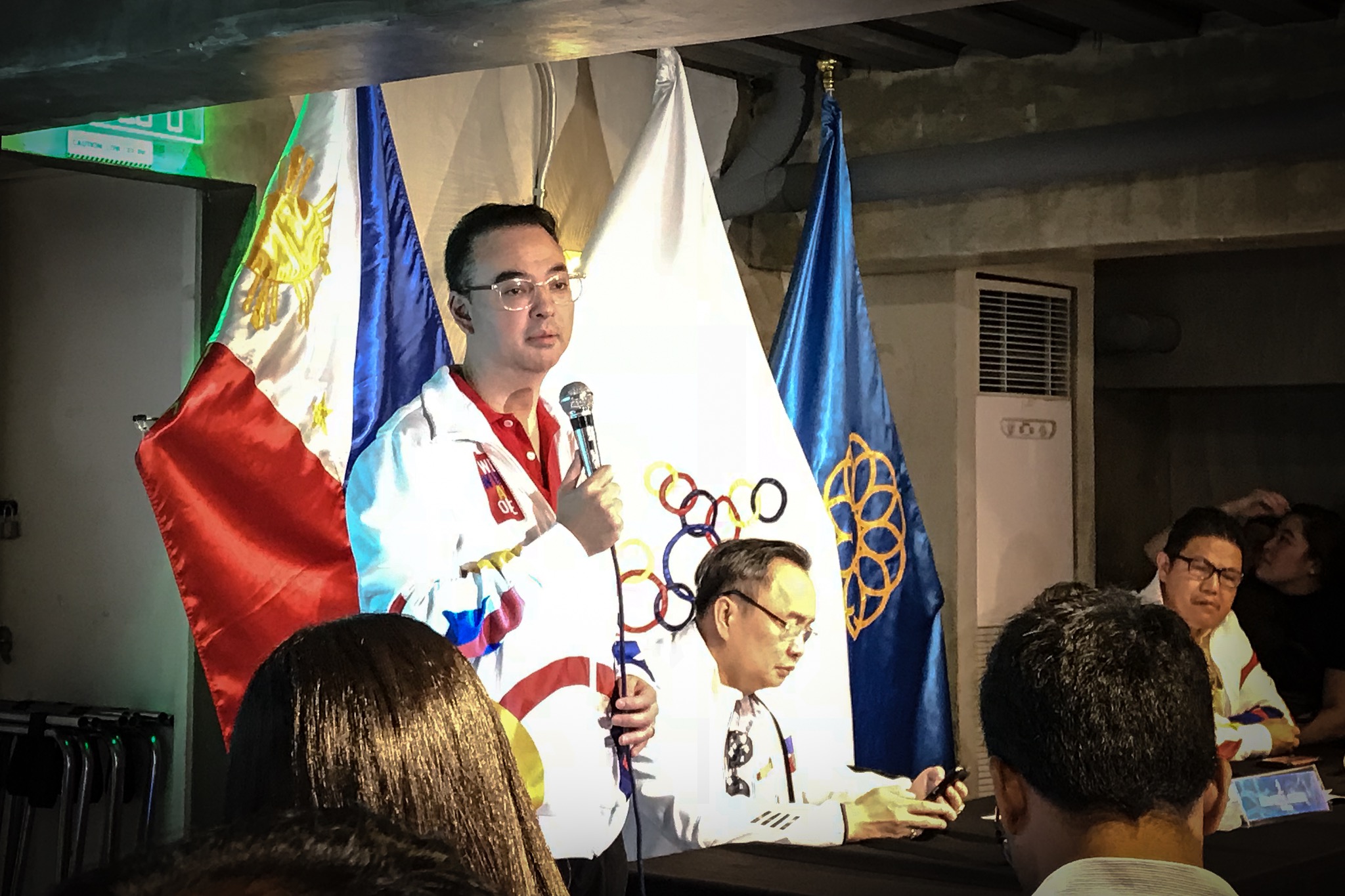 WHAT'S NEXT? PHISGOC chairman Alan Peter Cayetano speaks to the press about the current situation of the Southeast Asian Games. Photo by Beatrice Go/Rappler    