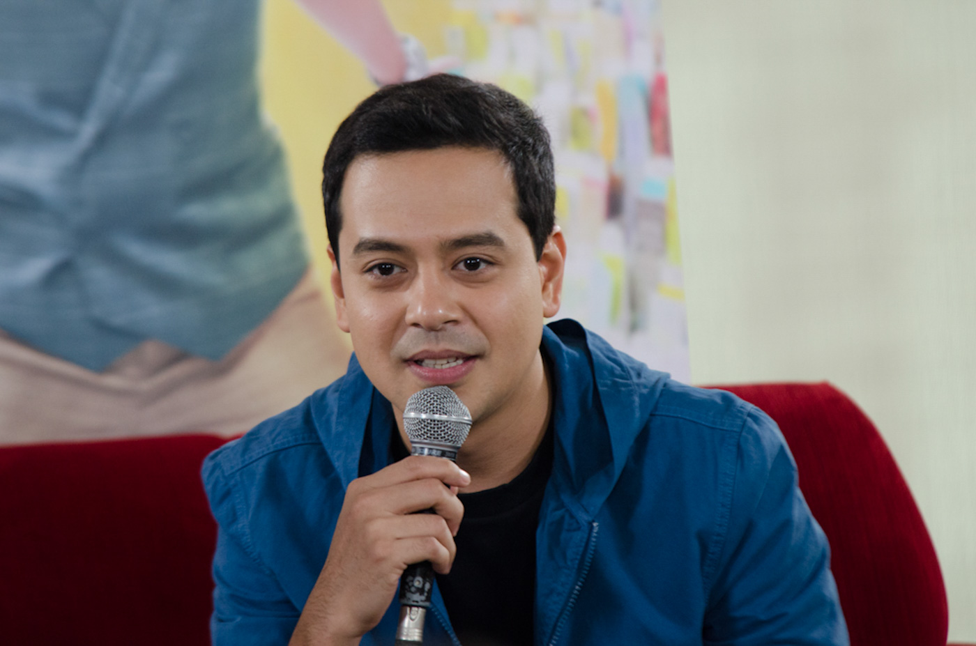 ON LEAVE. ABS-CBN announces that John Lloyd Cruz will take a leave from his commitments to rest outside the country. File photo by Rob Reyes/Rappler  