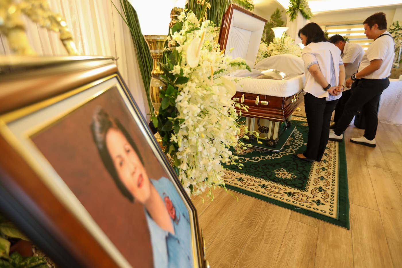 Vice President Leni Robredo's mother, Salvacion Gerona, was laid to rest on Saturday, February 29. Photo by Charlie Villegas/OVP 