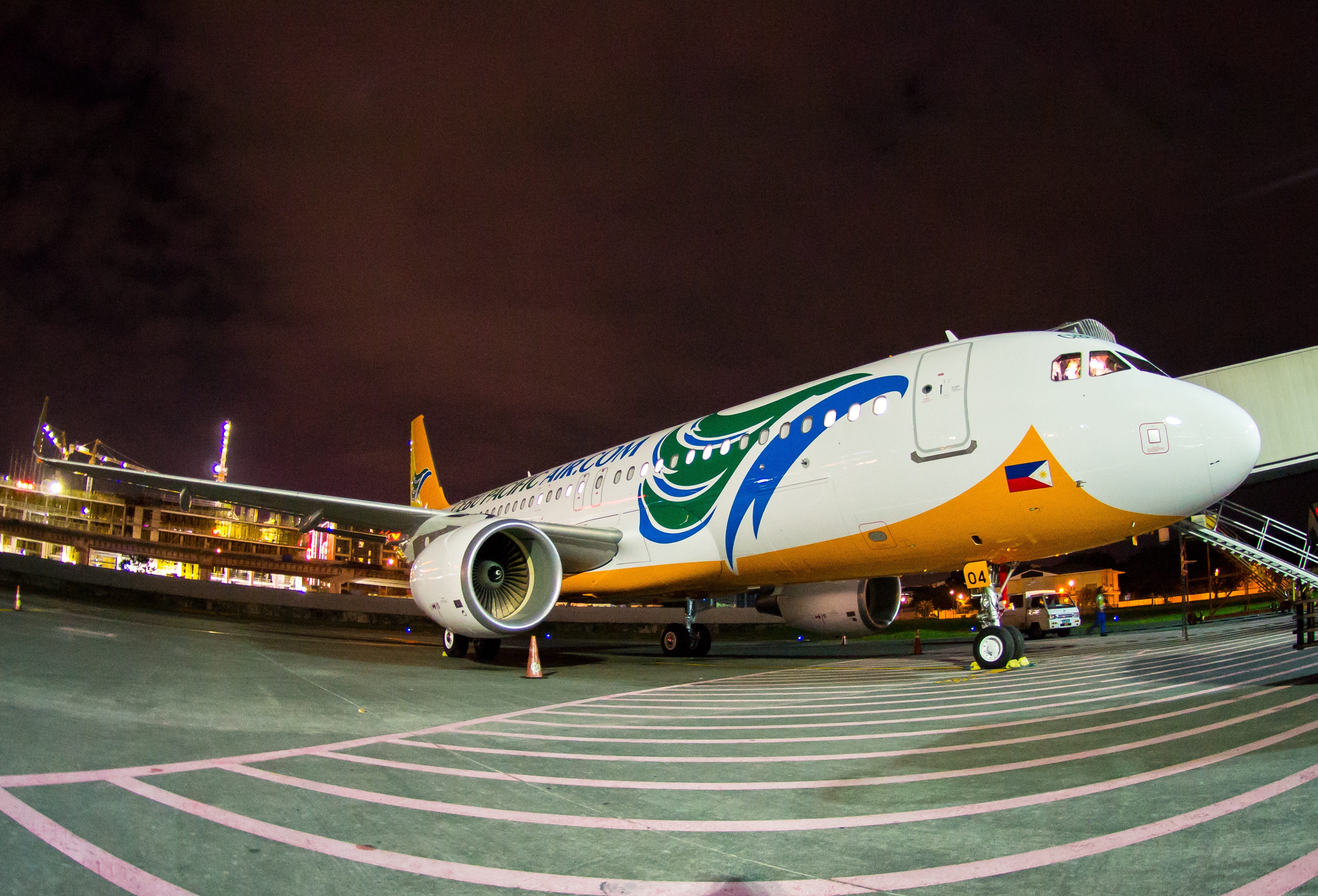 NEW AIRCRAFT. This is the 3rd of 4 Airbus A320 aircraft that the airline is set to receive this year, Cebu Pacific announces on Monday, September 28, 2015. Photo from Ajig Ibasco / Cebu Pacific   