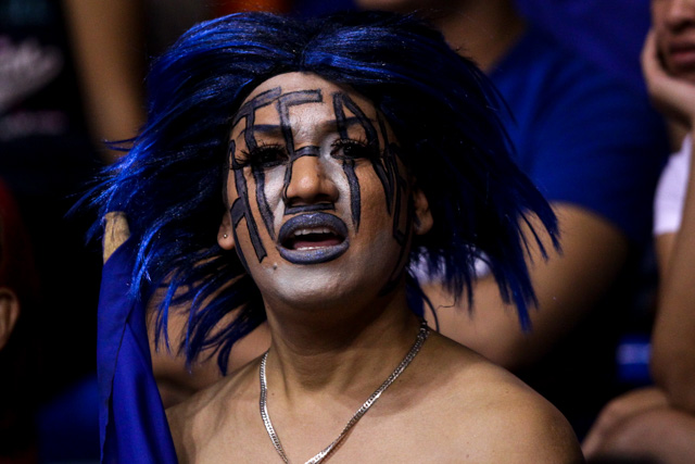 AVID FANBASE. The local volleyball community has grown larger and more passionate in recent years. File Photo by Czeasar Dancel/Rappler