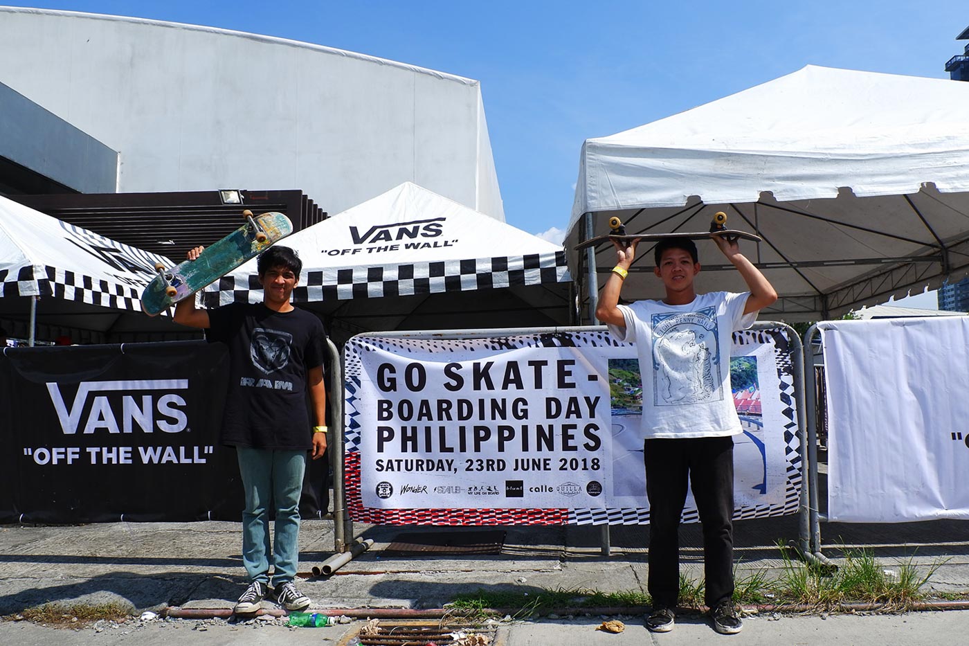 STOKED. Enthusiasts and professionals alike come together to celebrate local skateboarding culture. All photos by Alexis Betia/Rappler 