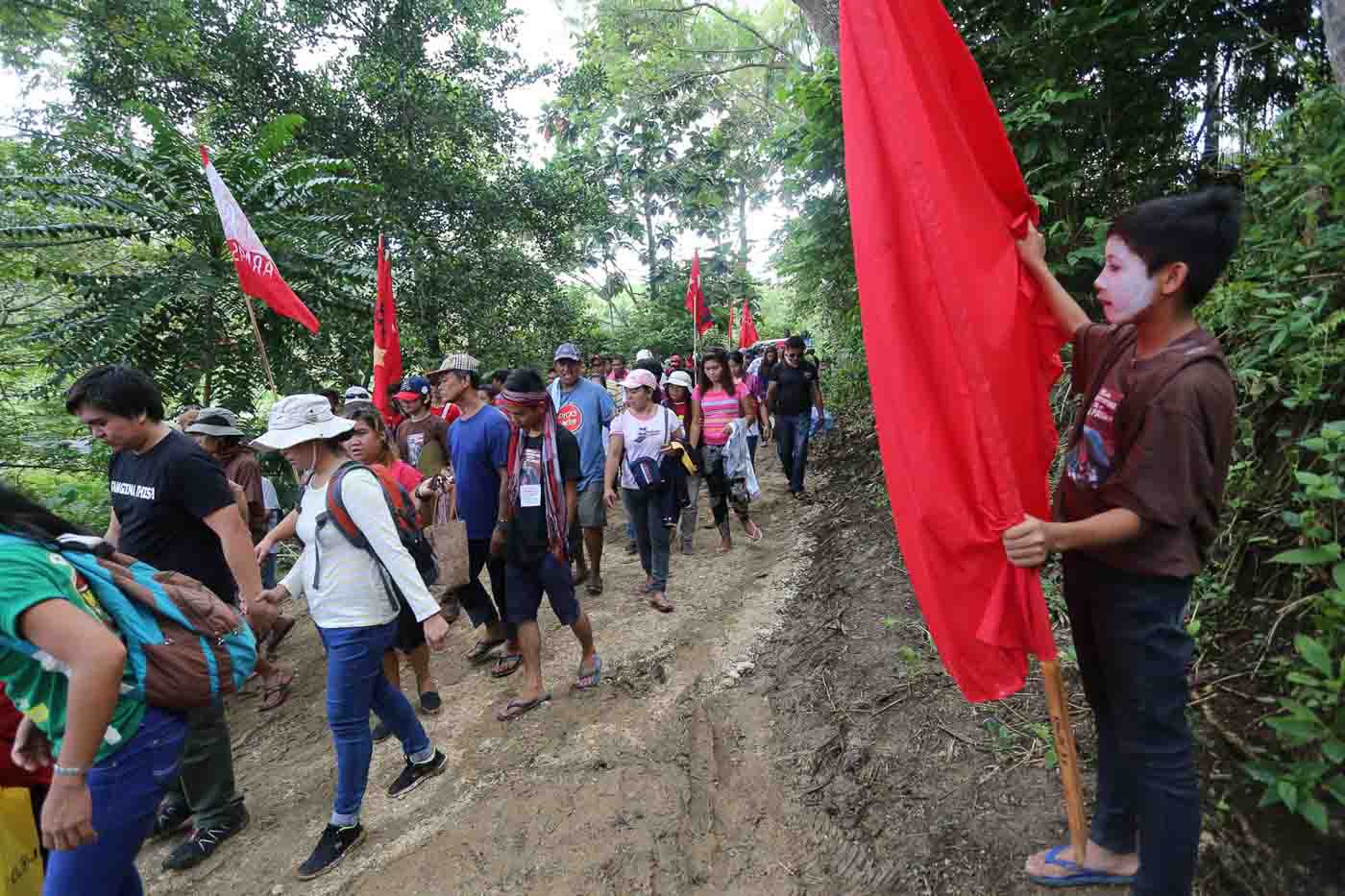 DAVAO SUPPORT. Supporters and sympathizers of the CPP in Davao. Photo by Manman Dejeto/Rappler  