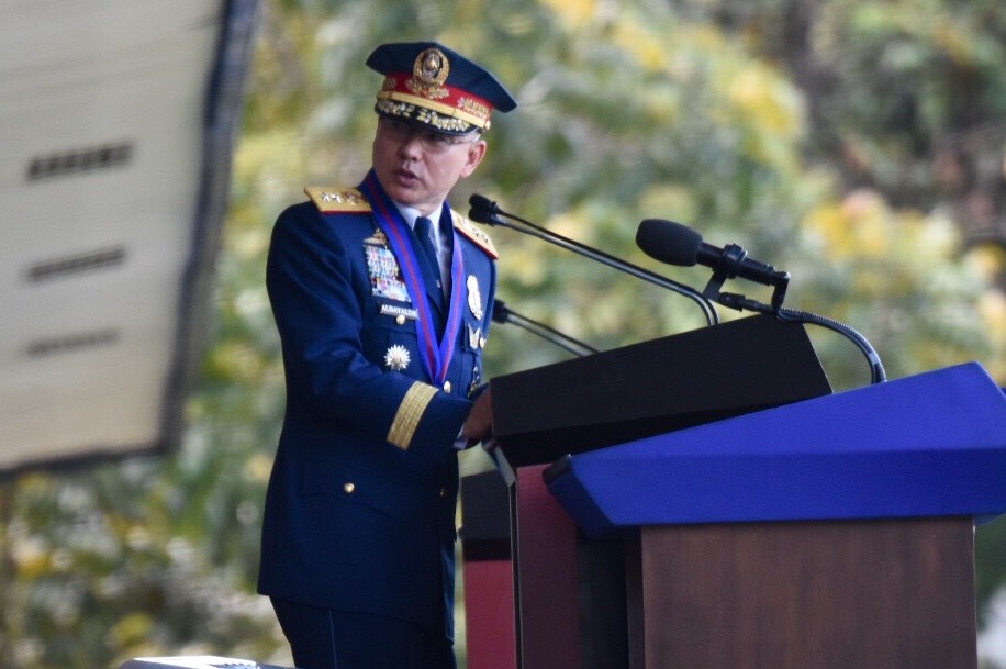 NEW PNP CHIEF. Director Oscar Albayalde delivers his inaugural speech in Camp Crame. Photo by Angie de Silva/Rappler  