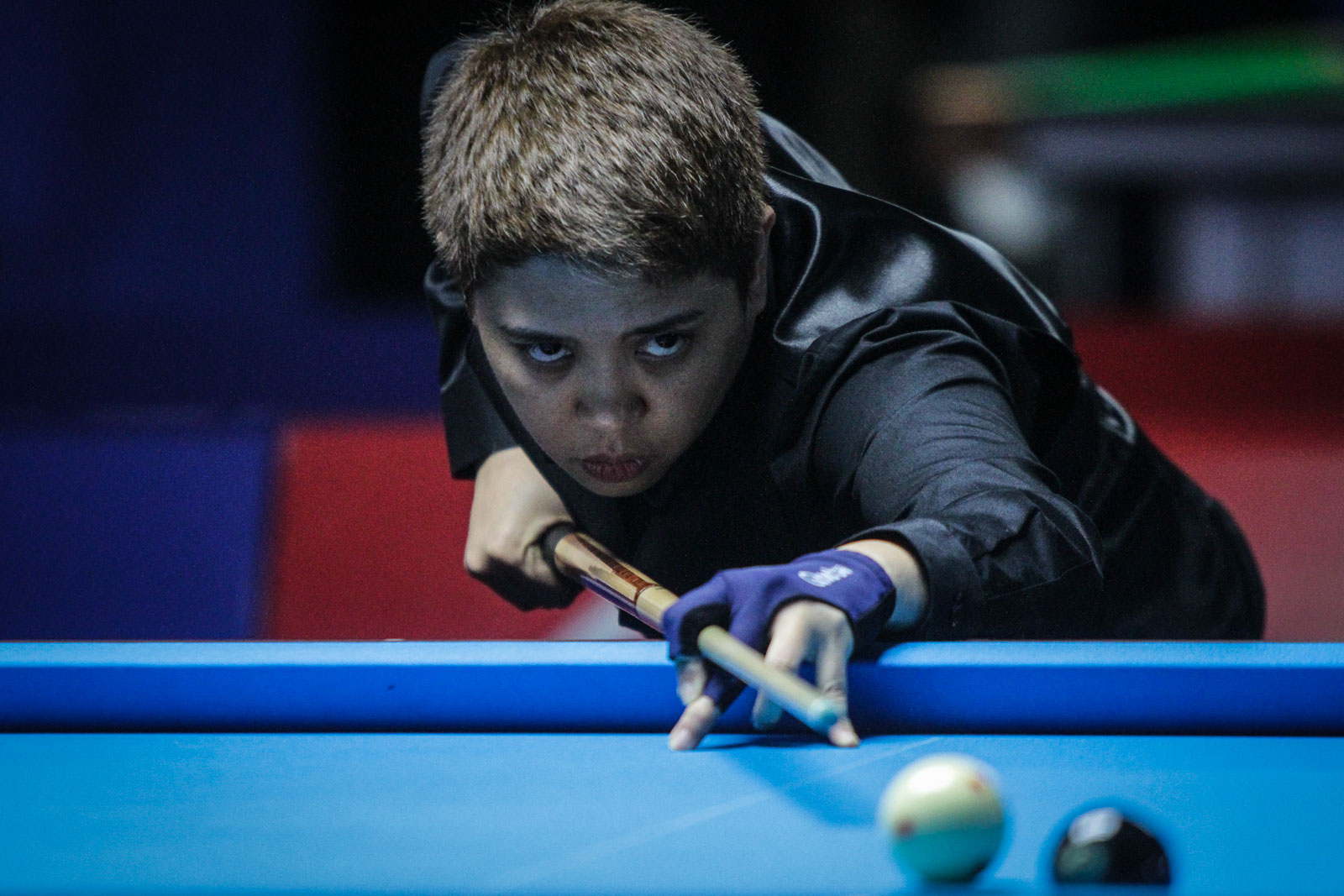 FOCUSED. Rubilen Amit prepares a shot in 10-ball pool action. Photo by Lito Borras/Rappler  