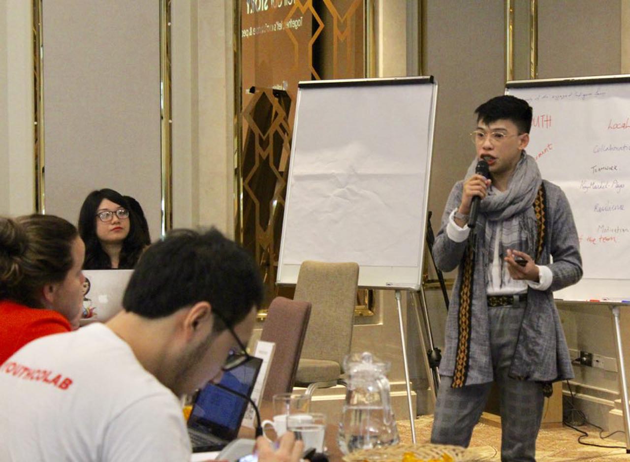 MARAWI SIEGE SURVIVOR. Jal Mustari shares his story during the Regional Dialogue on Young Indigenous Social Entrepreneurs held at Bangkok, Thailand. Photo courtesy of Rodrigo Juarez/UNDP in Bangkok.    