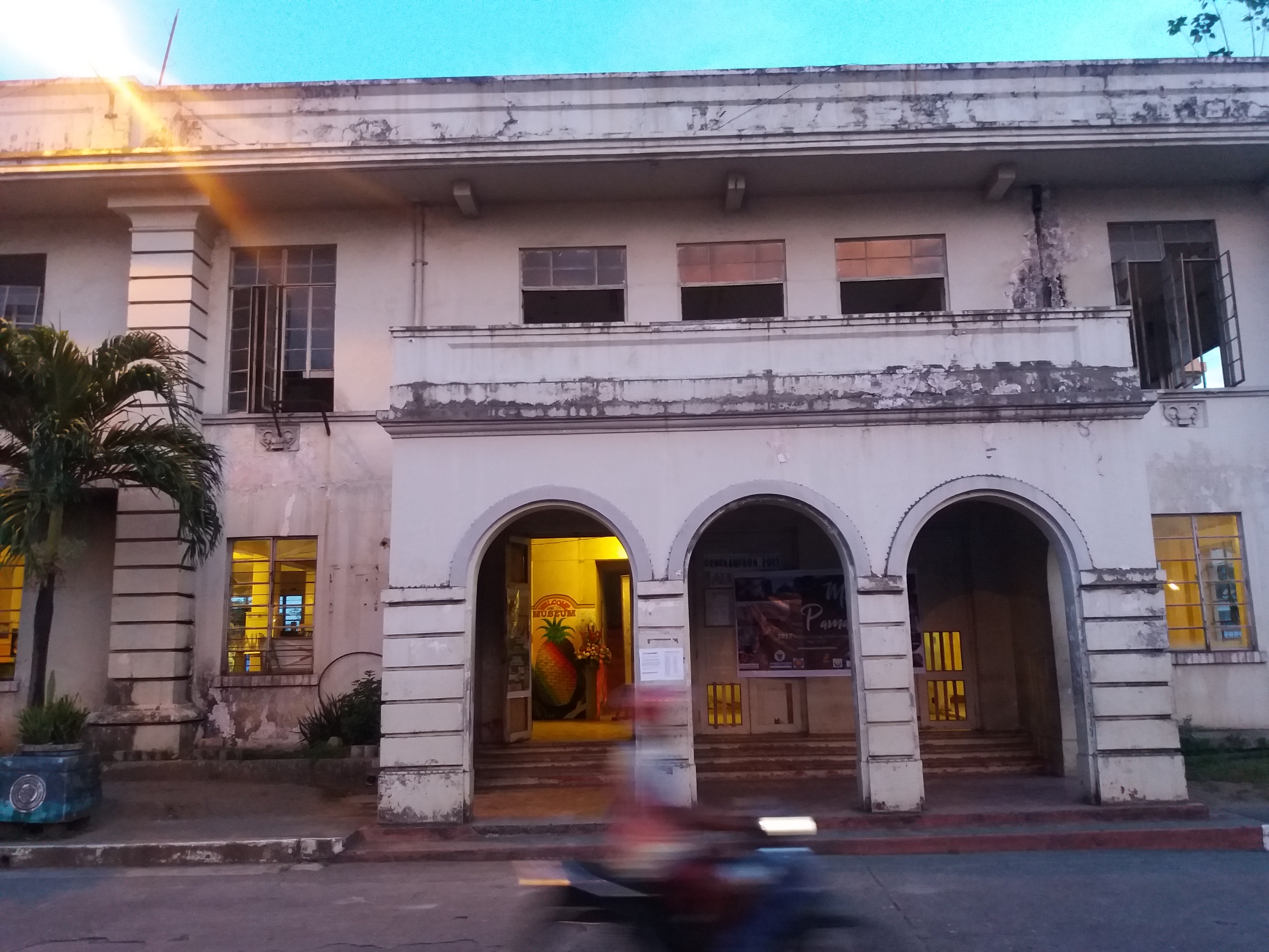 HERITAGE. The old city hall in Ormoc City is now being used as a museum. Photo by Jazmin Bonifacio/Rappler.com 