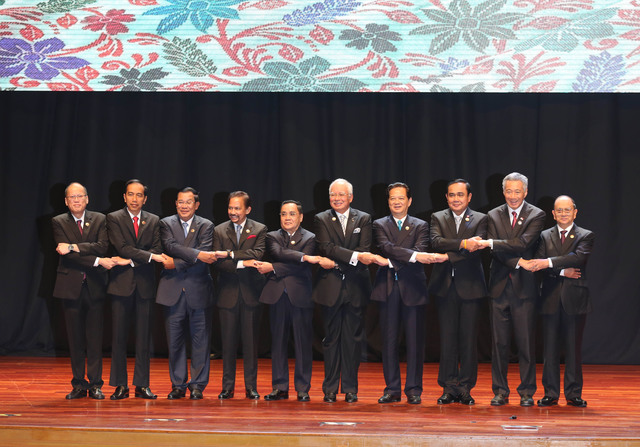 ASEAN CENTRALITY? Observers say ASEAN must become more active in resolving the South China Sea dispute so the region will not become an area for the contest of superpowers. Photo of the ASEAN summit in Kuala Lumpur, Malaysia by Lauro Montellano Jr/ Malacañang Photo Bureau 