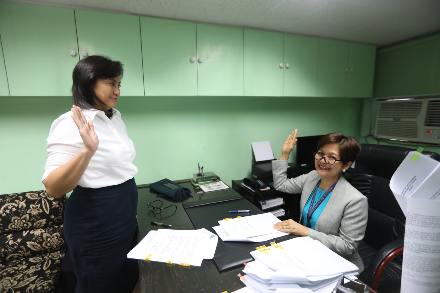 COUNTER-AFFIDAVIT. Vice President Leni Robredo files her counter-affidavit at the Department of Justice on August 29, 2019. Photo by Charlie Villega /OVP  