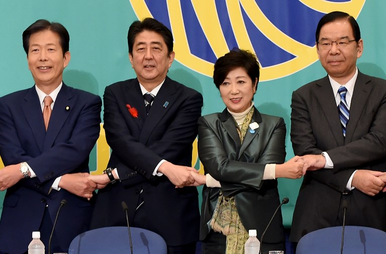 POLITICAL LEADERS. Leaders of Japan's political parties, from L-R: head of Komeito, Natsuo Yamaguchi; ruling Liberal Democratic Party President and Prime Minister Shinzo Abe; head of Party of Hope and Tokyo Governor Yuriko Koike; and Japanese Communist Party Chairman Kazuo Shii pose for photographers before their debate ahead of general elections at the Japan National Press Club in Tokyo on October 8, 2017. Toru Yamanaka/AFP 
