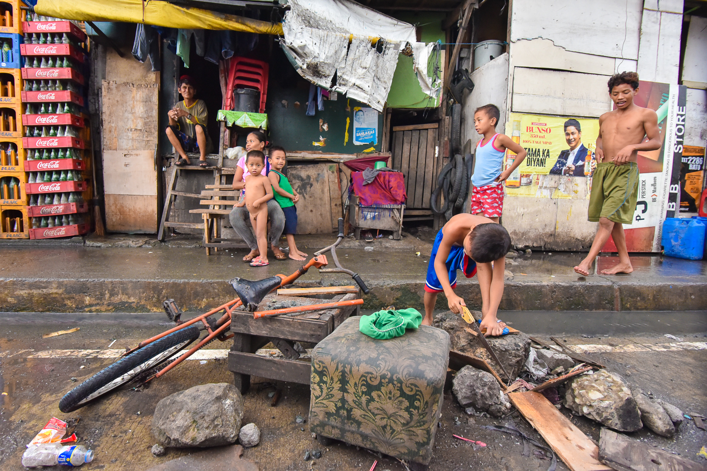 IMPROVED FIGURES. The number of poor Filipinos declines in 2018. File photo by LeAnne Jazul/Rappler 