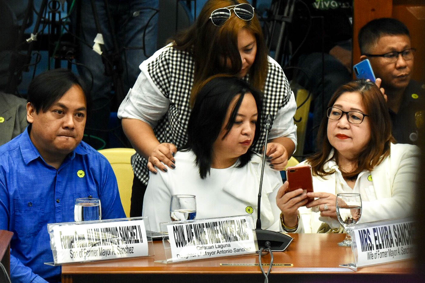 FAMILY. Antonio Sanchez's wife and 3 children attend the second day of the Senate Blue Ribbon Committee hearing on Good Conduct Time Allowance on September 3, 2019. Photo by Angie de Silva/Rappler 