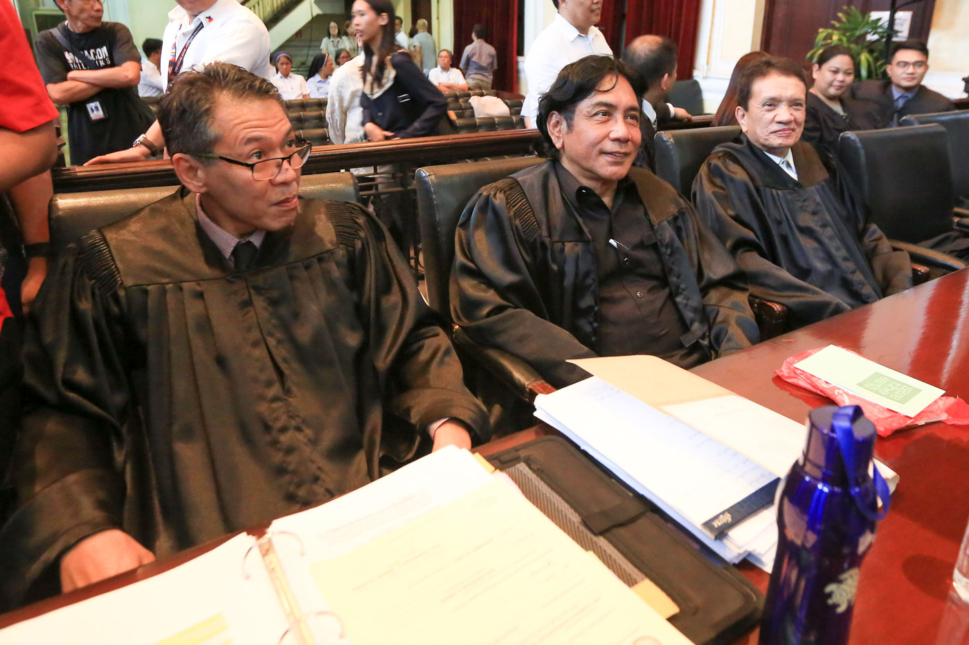 FLAG. Dean Chel Diokno, Felix Mariñas, and Alexander Padilla of the Free Legal Assistance Group (FLAG), petitioners in the case, attend the oral arguments on November 28, 2017. Photo by Ben Nabong/Rappler  