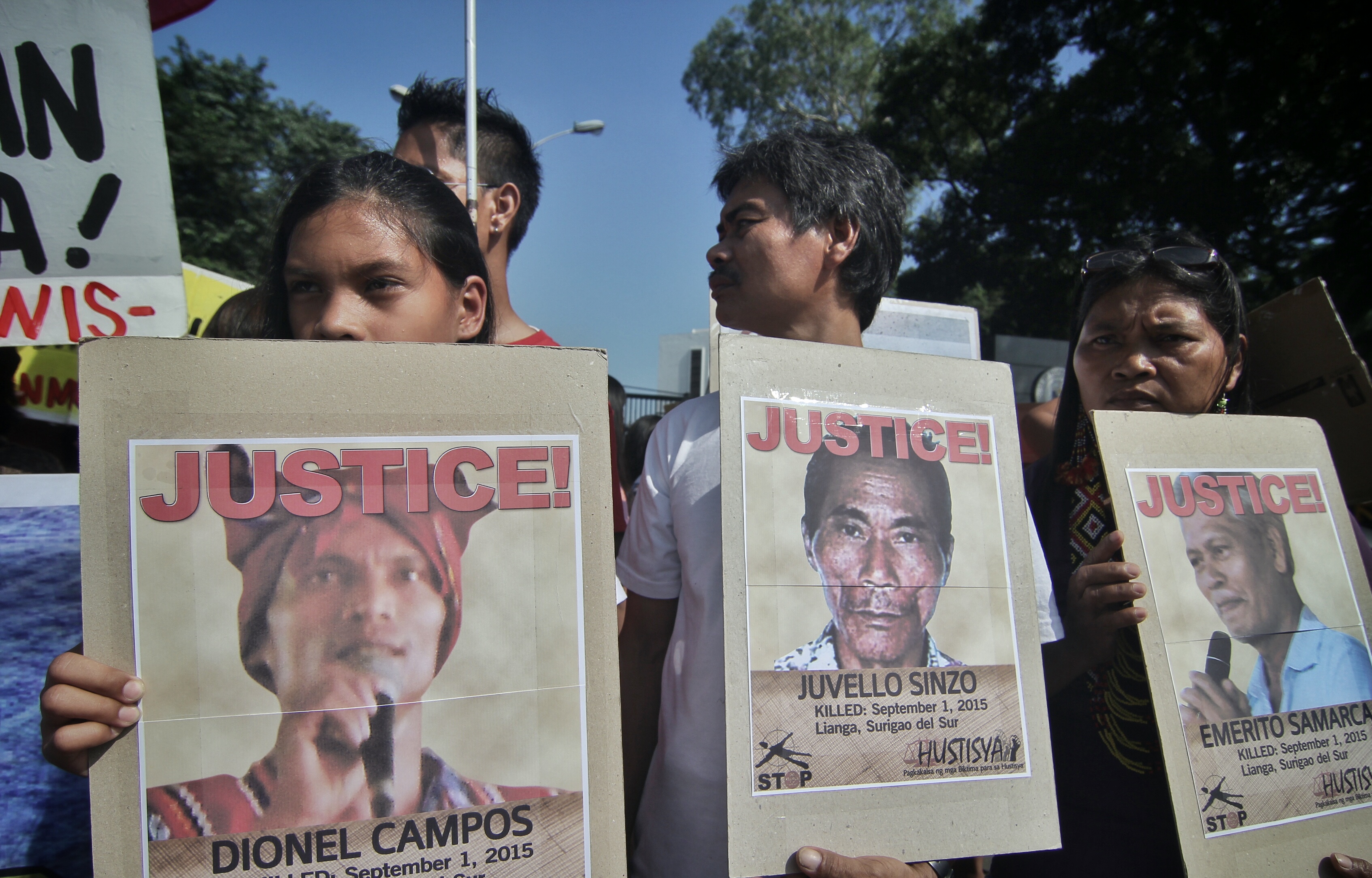 JUSTICE SOUGHT. Indigenous people and religious leaders join a rally to call for justice for the murdered Lumad leaders in Mindanao. Photo by Vincent Go/Rappler 